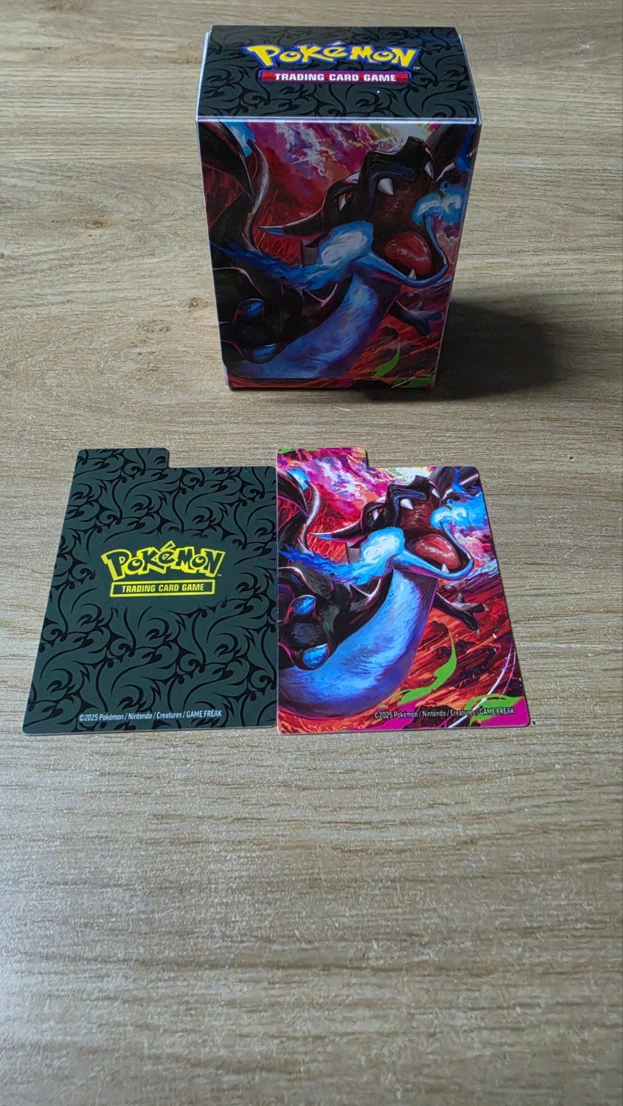 Lege Deck Box + 2x Scheidingskaarten (Mega Charizard X), Ophalen, Booster