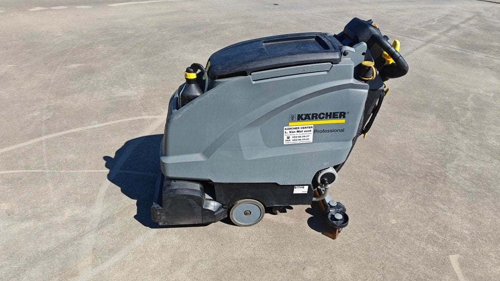 Kärcher Professional B40 W schrobzuigmachine, Doe-het-zelf en Bouw, Ophalen, Gebruikt, Schrobmachine