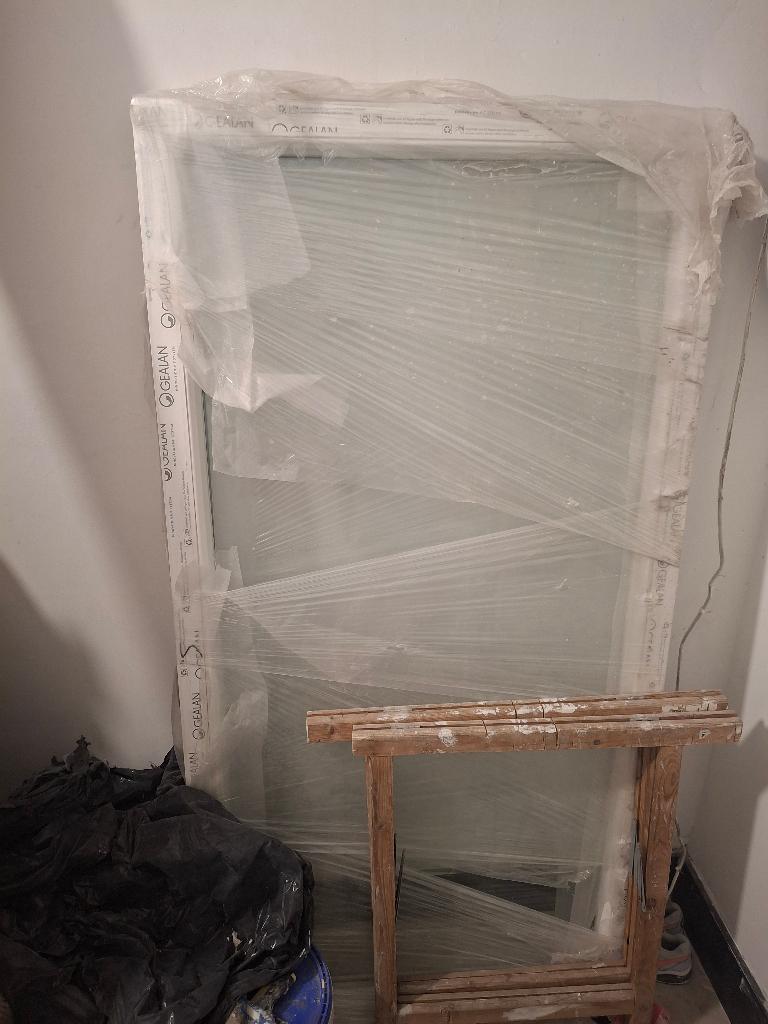 Chassis pvc, Bricolage & Construction, Châssis & Portes coulissantes, 75 à 150 cm, Enlèvement, Autres matériaux, 150 à 225 cm