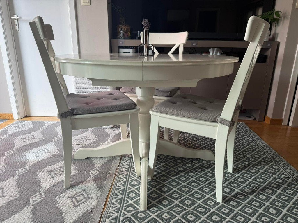IKEA INGATORP Extendable Round Table with 4 Chairs, Huis en Inrichting, Tafels | Eettafels, Gebruikt, 100 tot 150 cm, 100 tot 150 cm