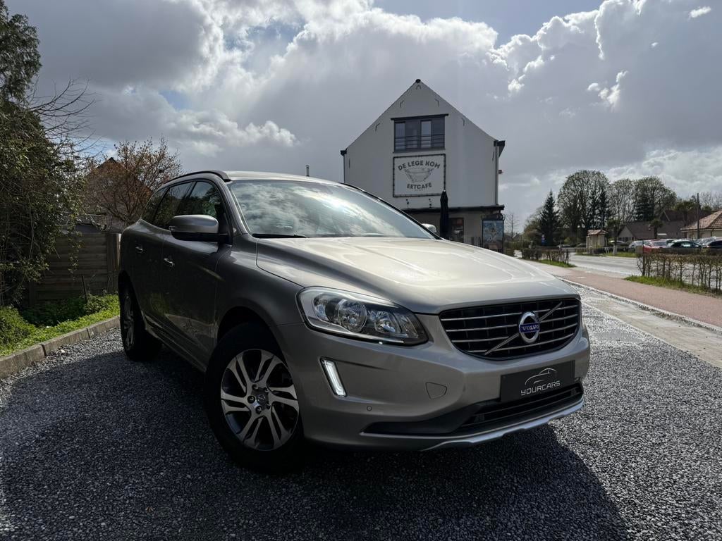 Volvo XC60 2.0 D4 Summum Geartronic * GPS * EURO 6, Auto's, Automaat, 1969 cc, Beige, Leder