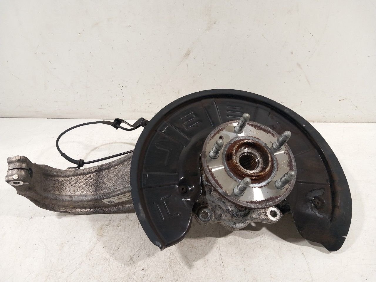 Wielnaaf rechts voor Tesla Model S, Onderdelen@venauto.nl, Van der Ven Autorecycling B.V., Gebruikt, Ettenseweg 76, 4706 PB Roosendaal, The Netherlands