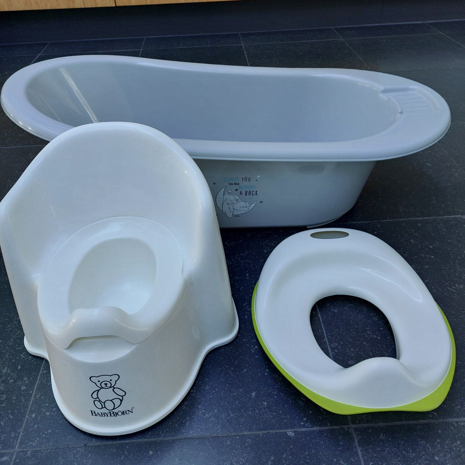 Babybadje + babypotje + brilverkleiner.  In heel goede staat, Kinderen en Baby's, Ophalen, Badje
