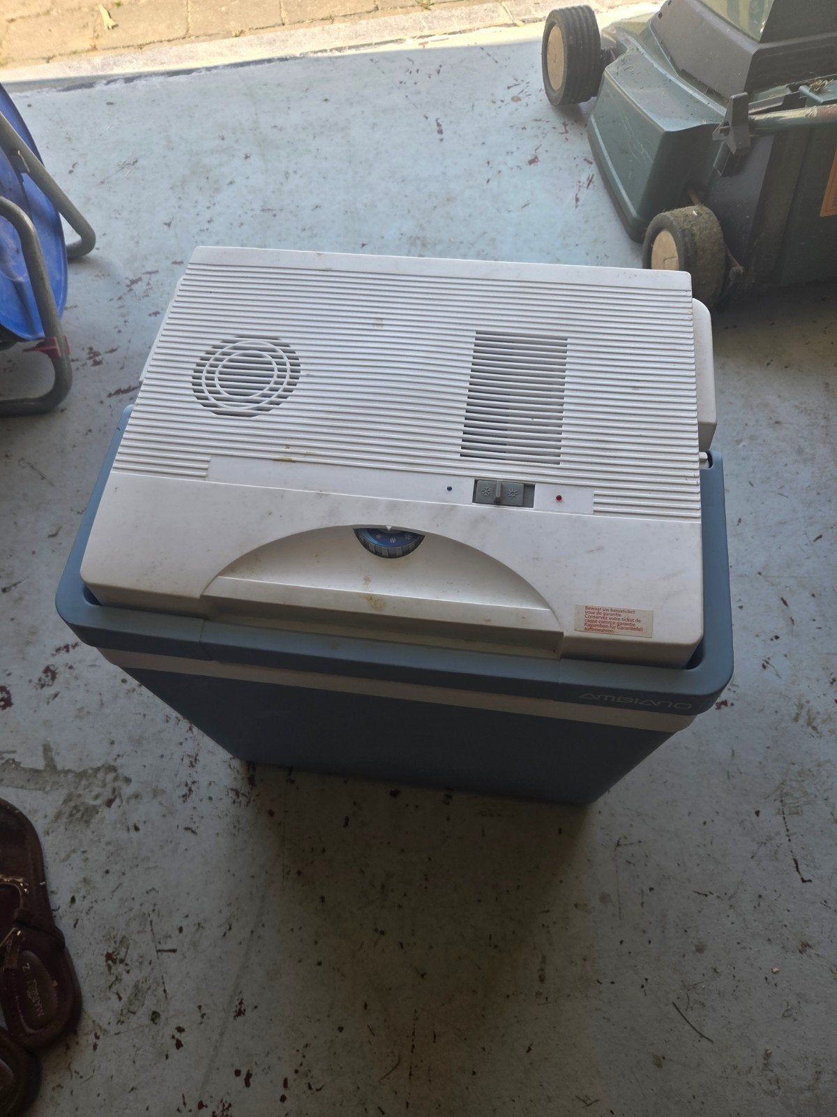 Elektrische frigobox 230v en 12v, Caravans en Kamperen, Ophalen