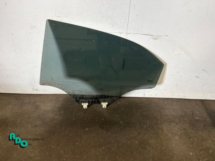 Vitre portière 4portes arrière droite d'un Kia Rio (Rio 12, Kia, -, 3 mois de garantie, Utilisé