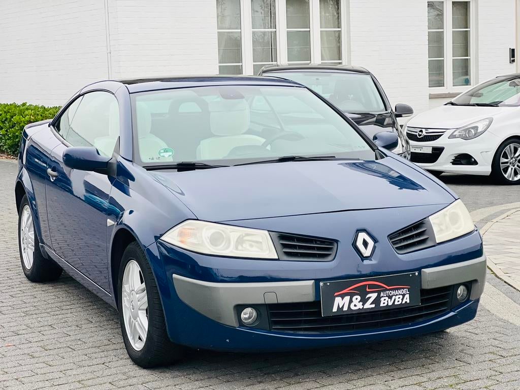Renault Megane Cabrio 16v 1.6i Benzine * AUTOMAAT * CARPLAY, Automaat, 82 kW, Cabriolet, Leder