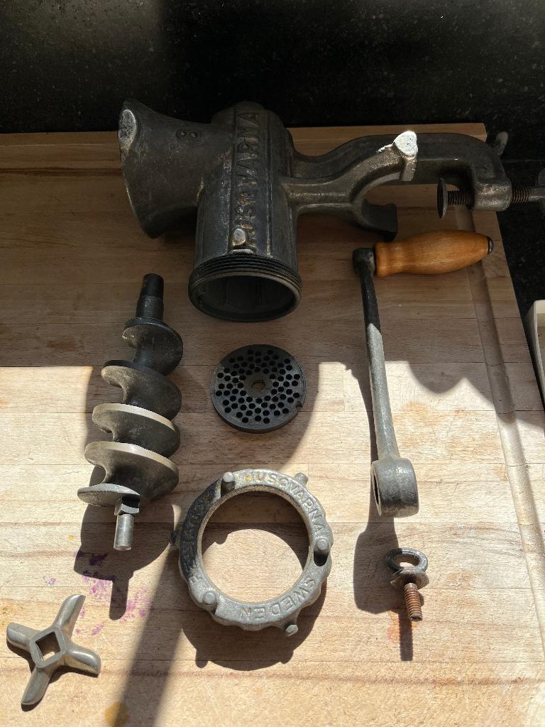 Hachoir à viande, Enlèvement