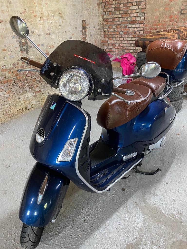 VESPA GTS250 ie ABS, Motoren, Motoren | Piaggio, Gebruikt, Particulier, Automaat, ABS