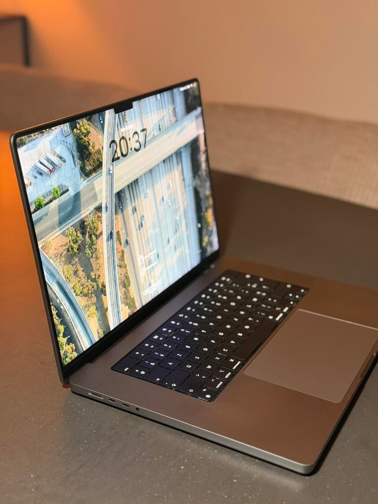 MacBook Pro 16 pouces — M1 Pro — 32 Go de RAM — 1 To, Informatique & Logiciels, Apple Macbooks, Enlèvement, Comme neuf, 16 pouces