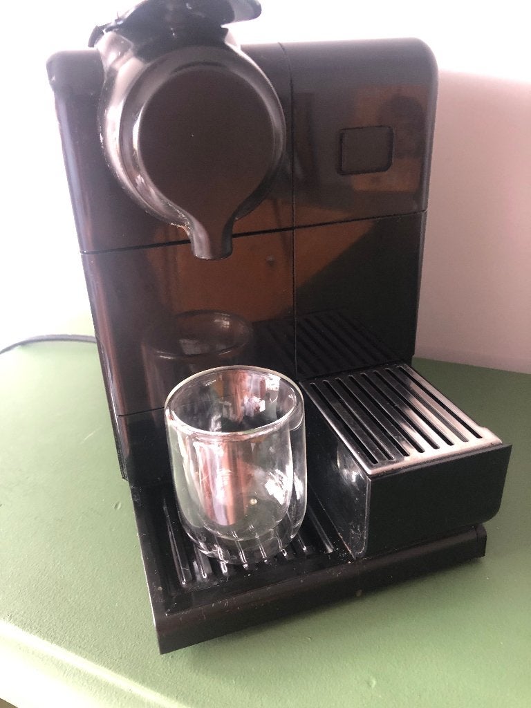 Delonghi nespresso koffiemachine, Elektronische apparatuur, Koffiezetapparaten, Ophalen, Koffiepads en cups, Espresso apparaat