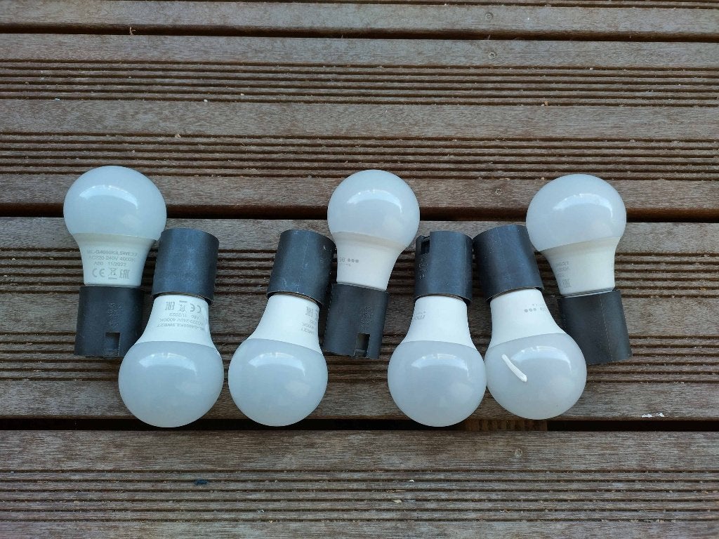 7 Modee LED 8 watt E27 4000K koude lampen + stopcontacten, Gebruikt, Gloeilamp, E27 (groot), Koel wit