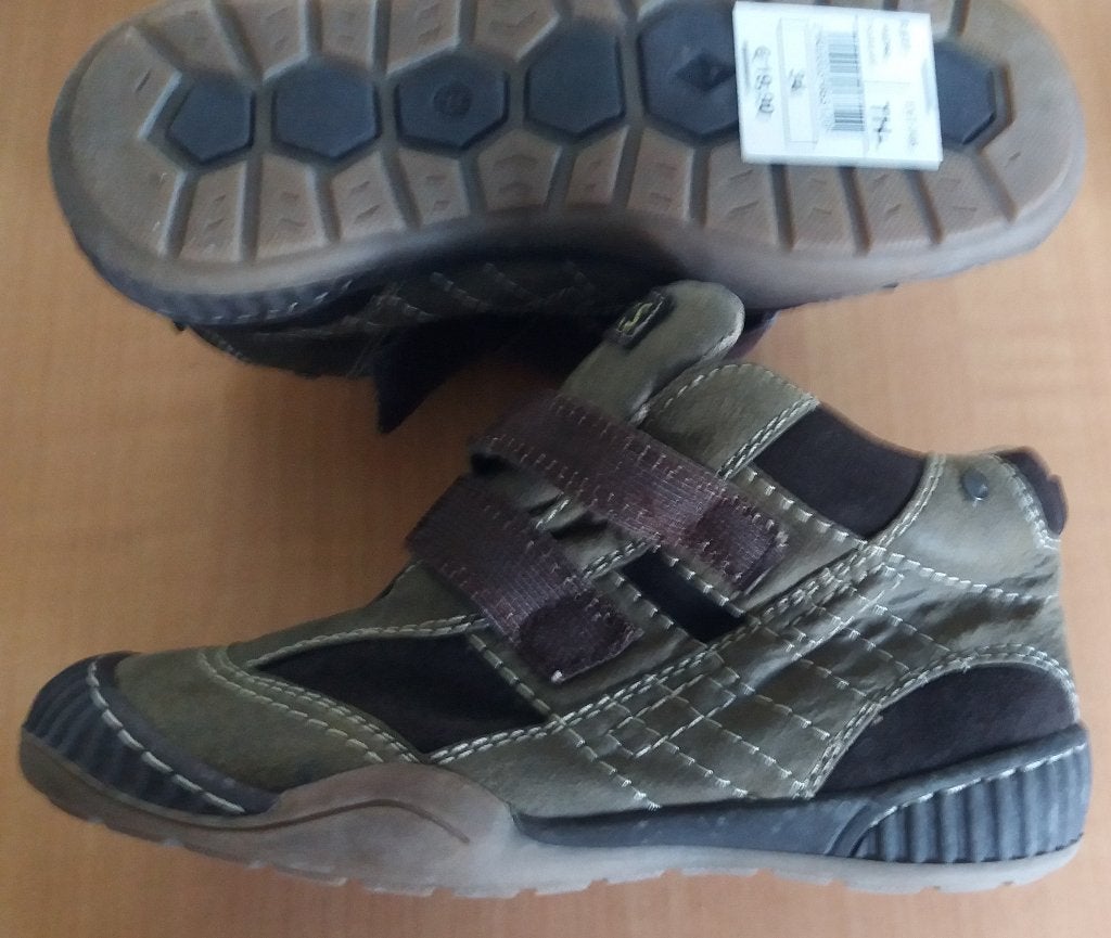 Chaussures "sneakers" TRONICS hautes P.34 STRICTEMENT NEUVES, Enlèvement ou Envoi, Chaussures