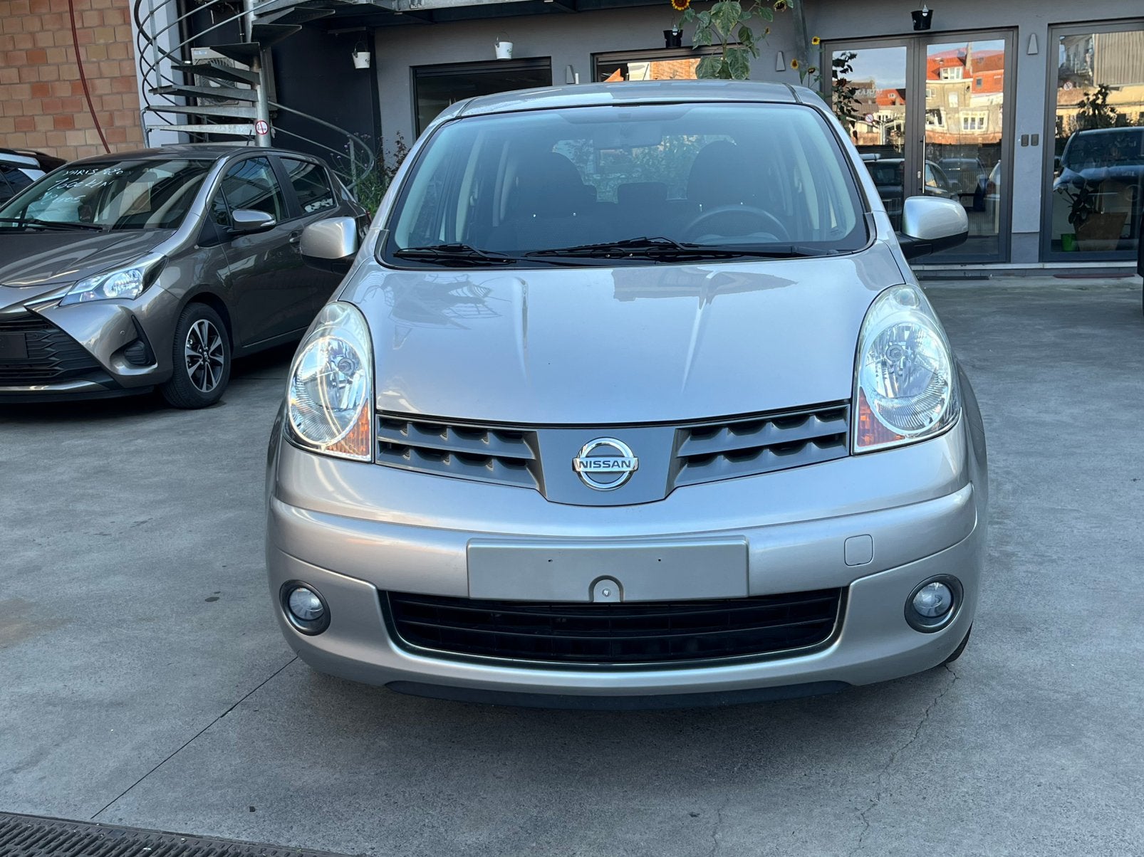 Nissan note 1.4 benzine bouwjaar 2008 68000 km!!, Auto's, 65 kW, Adaptieve lichten, Bedrijf, 5 deurs
