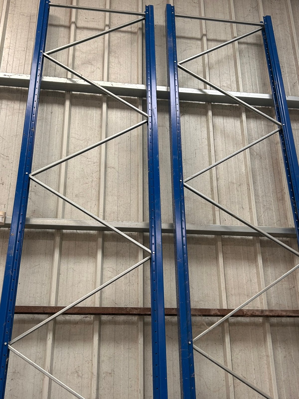 Palletstelling met liggers, Ophalen