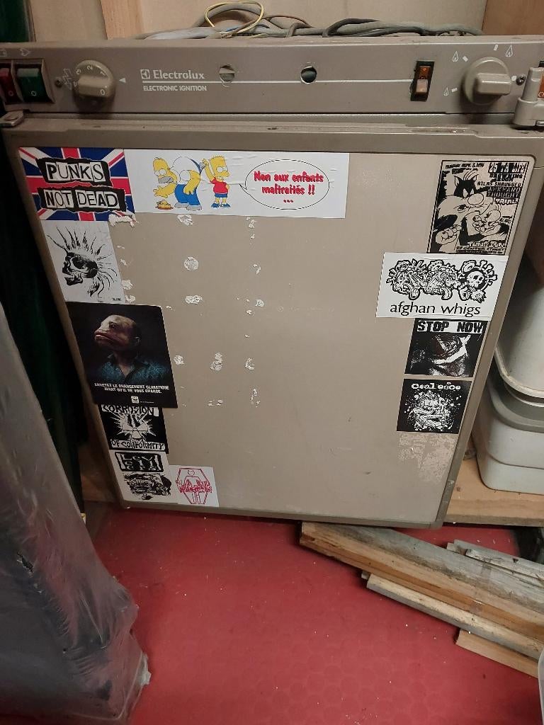 Frigo 12v 220v gaz electrolux, Caravans en Kamperen, Ophalen, Gebruikt, Koelbox, Elektrisch
