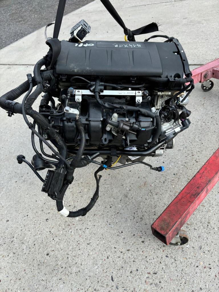 Moteur B14XER Complet VAUXHALL OPEL CORSA MERIVA ADAM ASTRA, Envoi, Utilisé, Daihatsu