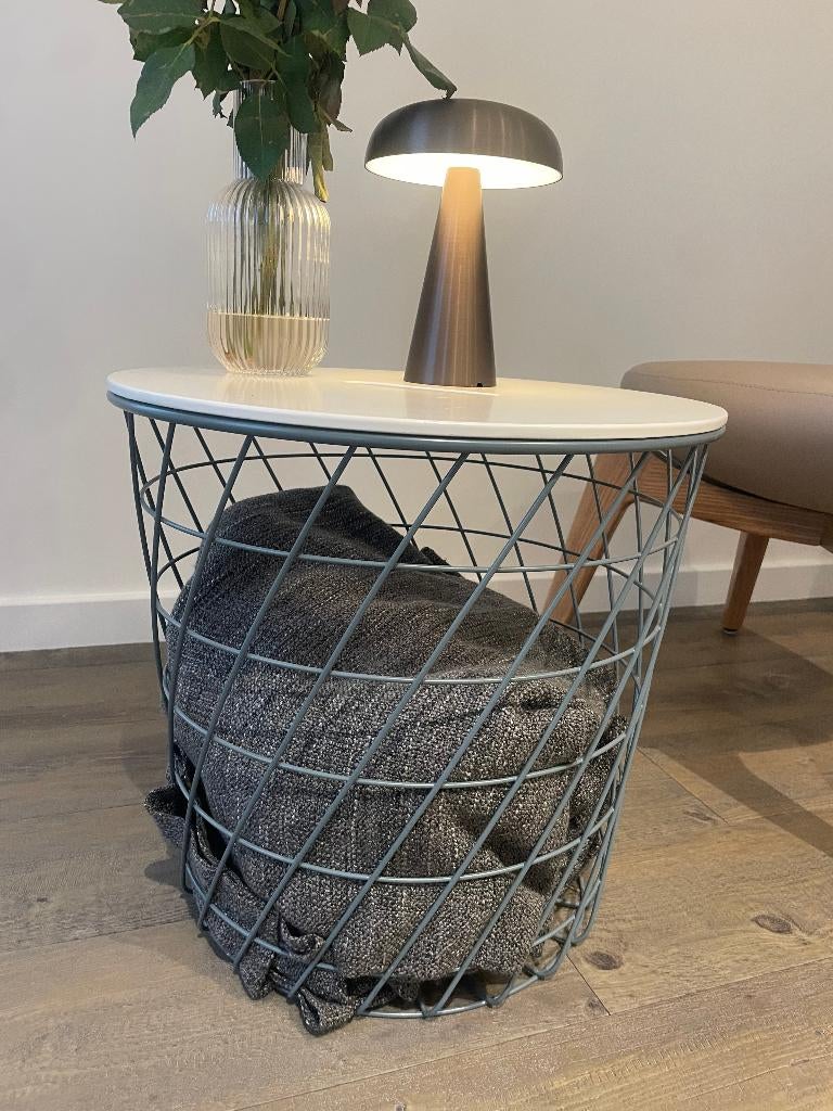Bijzettafel (Ikea – Kvistbro), Rond, Comme neuf, Synthétique, Enlèvement