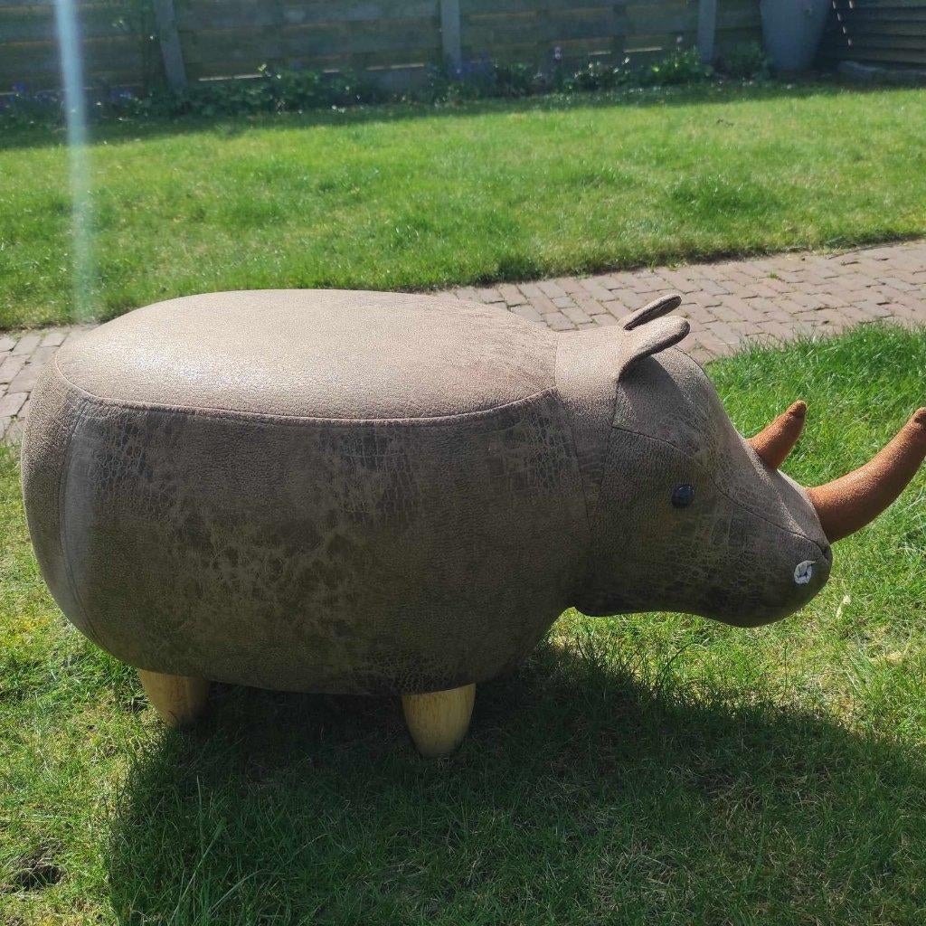 bankje neushoorn voetenbankje, Ophalen