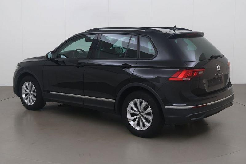Volkswagen Tiguan tsi life 150 AT, Auto's, Automaat, 4 cilinders, Overige bekleding, Zwart