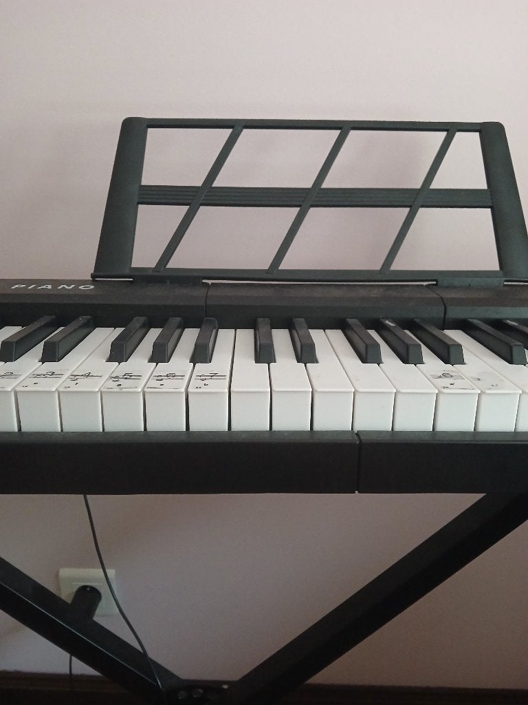 Piano numérique, Muziek en Instrumenten, Piano's, Gebruikt, Piano, Zwart, Digitaal, Verzenden