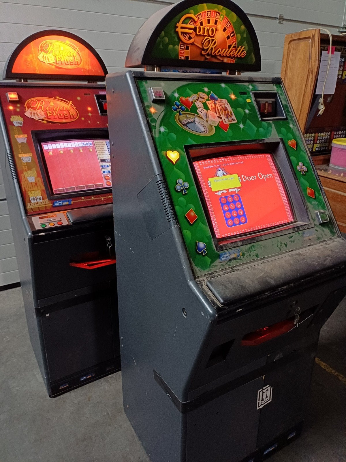 4x poker touch-screen toestellen, Collections, Machines | Machines à sous, Enlèvement