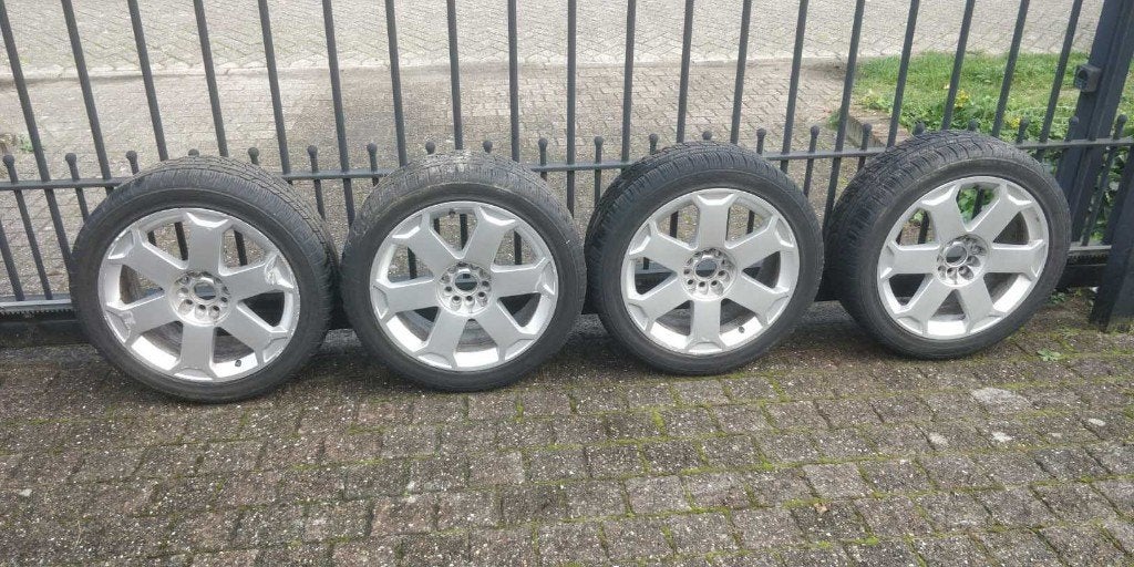 Winterbanden op Audi S4 velgen (kopies), Auto-onderdelen, Banden en Velgen, Ophalen, Gebruikt, Banden en Velgen, 17 inch