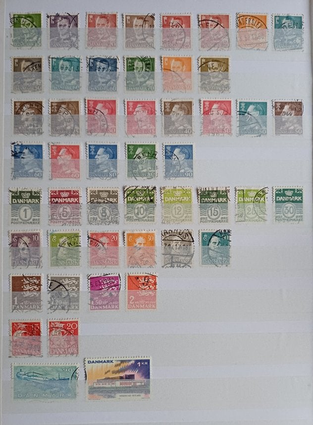 49 gestempelde postzegels van Denemarken, Verzenden, Overige landen, Gestempeld