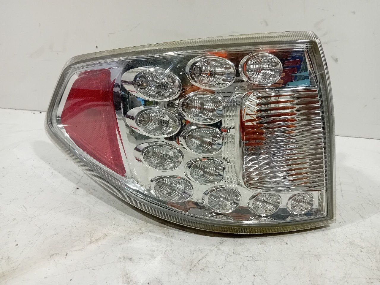 Achterlicht links buiten Subaru Impreza, Subaru, Onderdelen@venauto.nl, Van der Ven Autorecycling B.V., Gebruikt