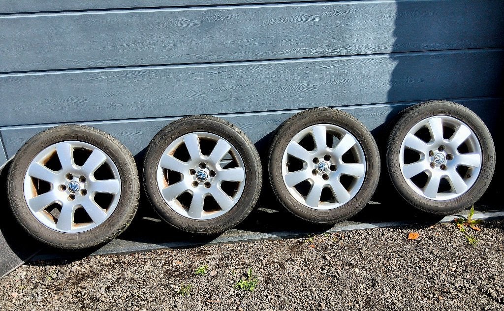 4 belles jantes alu originales VW 16 pouces, 16 pouces, Pneus été, 205 mm, Enlèvement