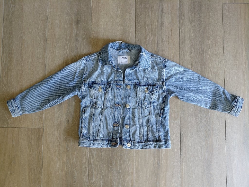 Jeansjas meisje ZARA maat 122, Kinderen en Baby's, Meisje, Ophalen of Verzenden, Zo goed als nieuw, Zara