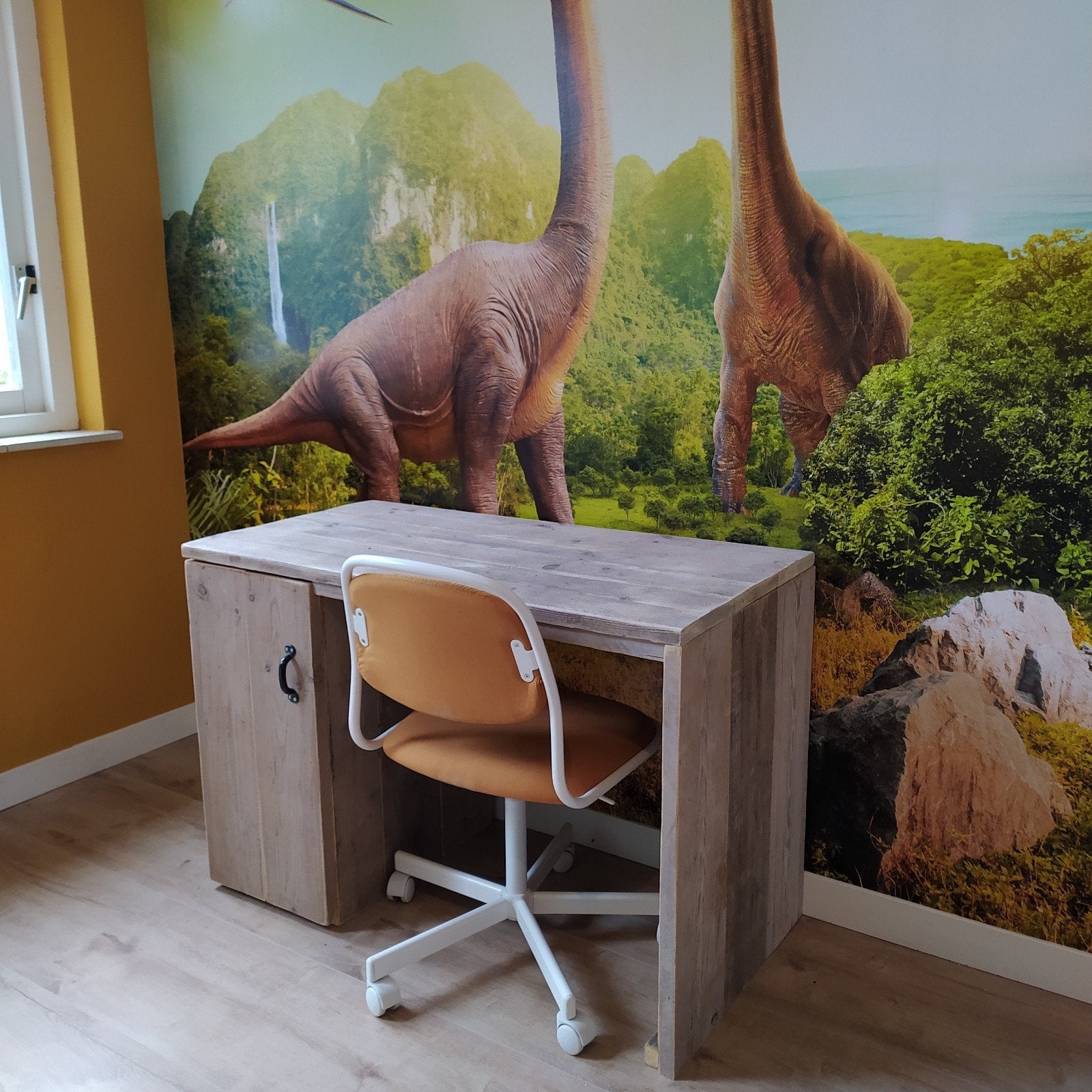 bureaus, kasten en bedden, Huis en Inrichting, Ophalen, Nieuw