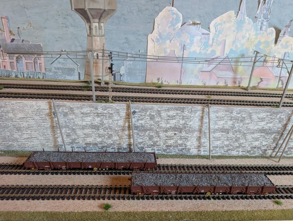 NMBS SNCB | Bmodels 45.409 | Platte wagens met ballast | DC, Hobby & Loisirs créatifs, Trains miniatures | HO, Neuf, Autres marques