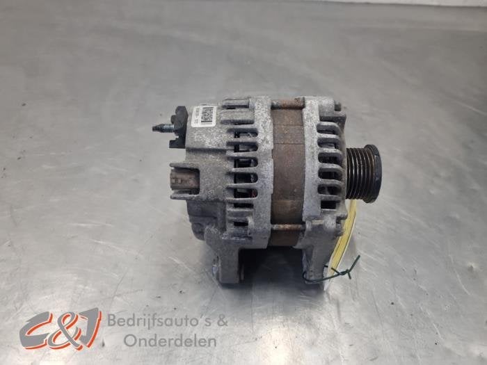 Dynamo d'un Nissan NV400, -, 3 mois de garantie, Utilisé, -