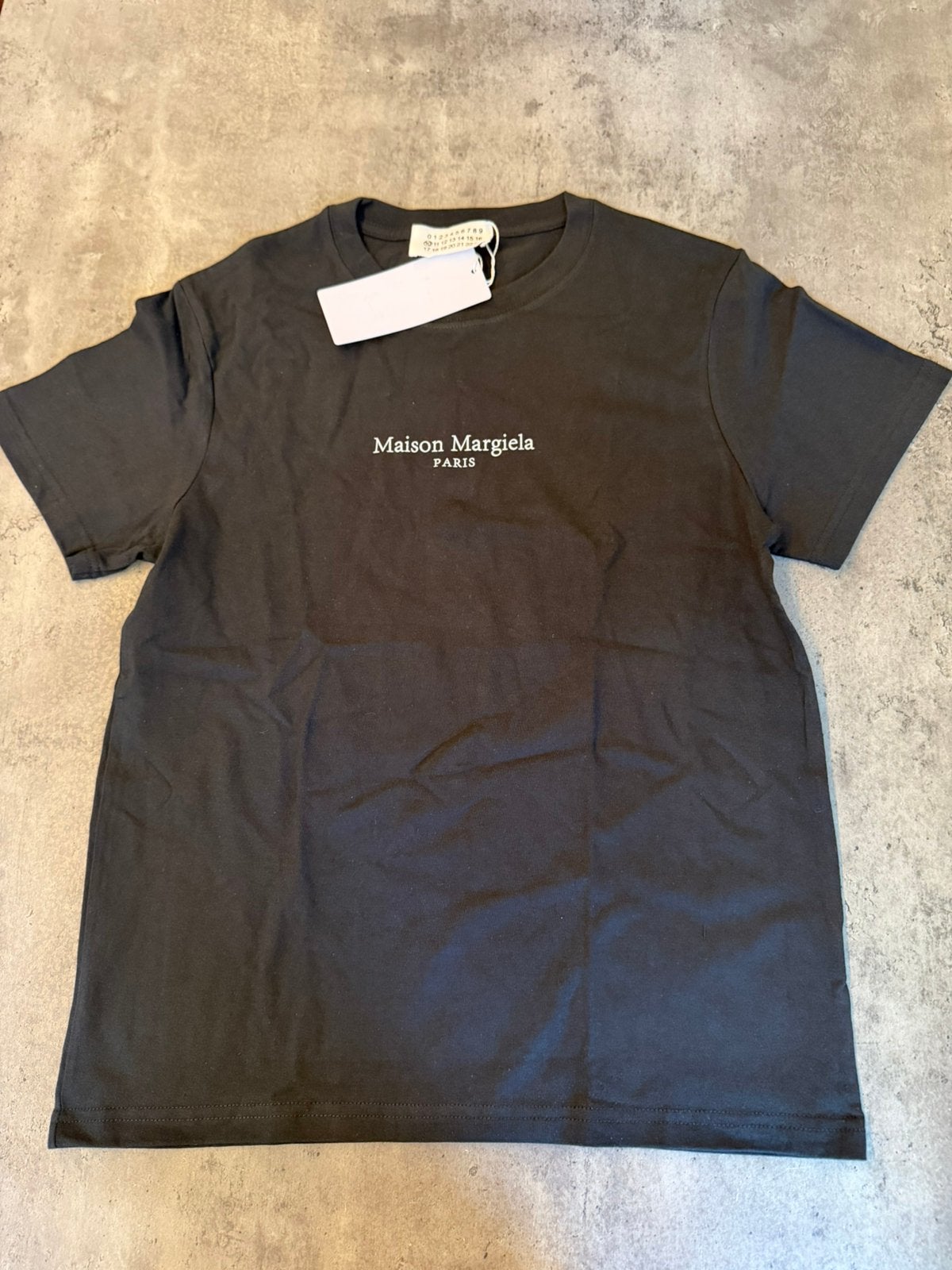 Tee-shirt Maison Margiela, Enlèvement ou Envoi, Neuf, Taille 46 (S) ou plus petite, Noir