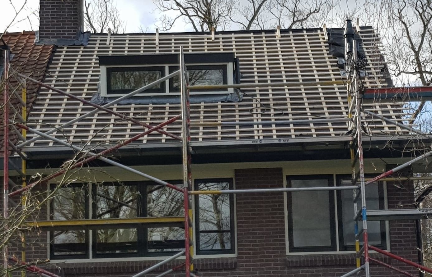 Dakwerken A tot z klaar maken.0466445657