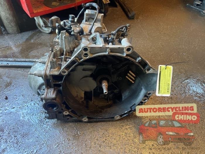 Boîte de vitesse d'un Peugeot Expert, -, 3 mois de garantie, Utilisé, -