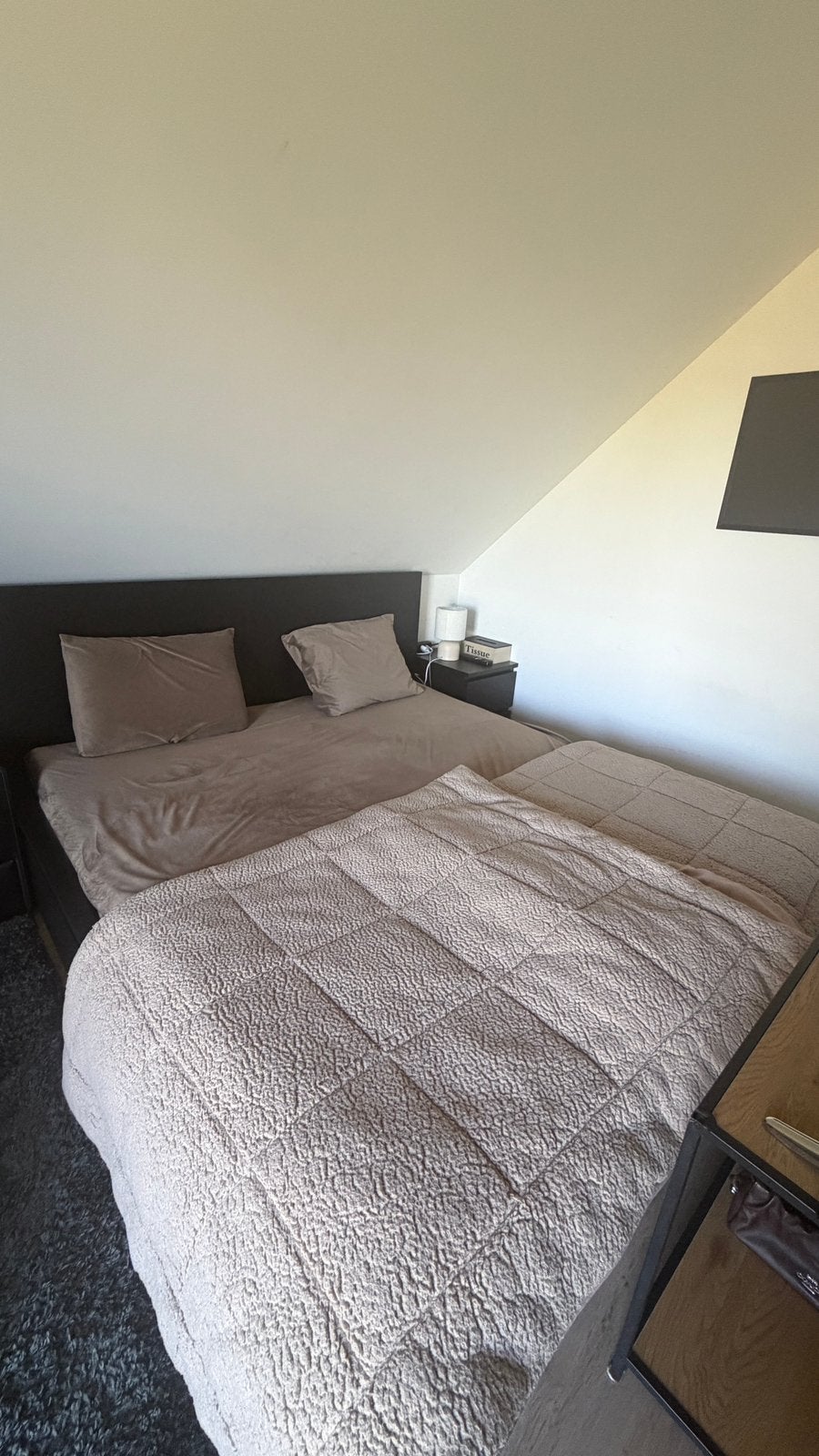 IKEA BED + lattenbodem + 2 kastjes, Maison & Meubles, Chambre à coucher | Chambres à coucher complètes, Enlèvement, Comme neuf