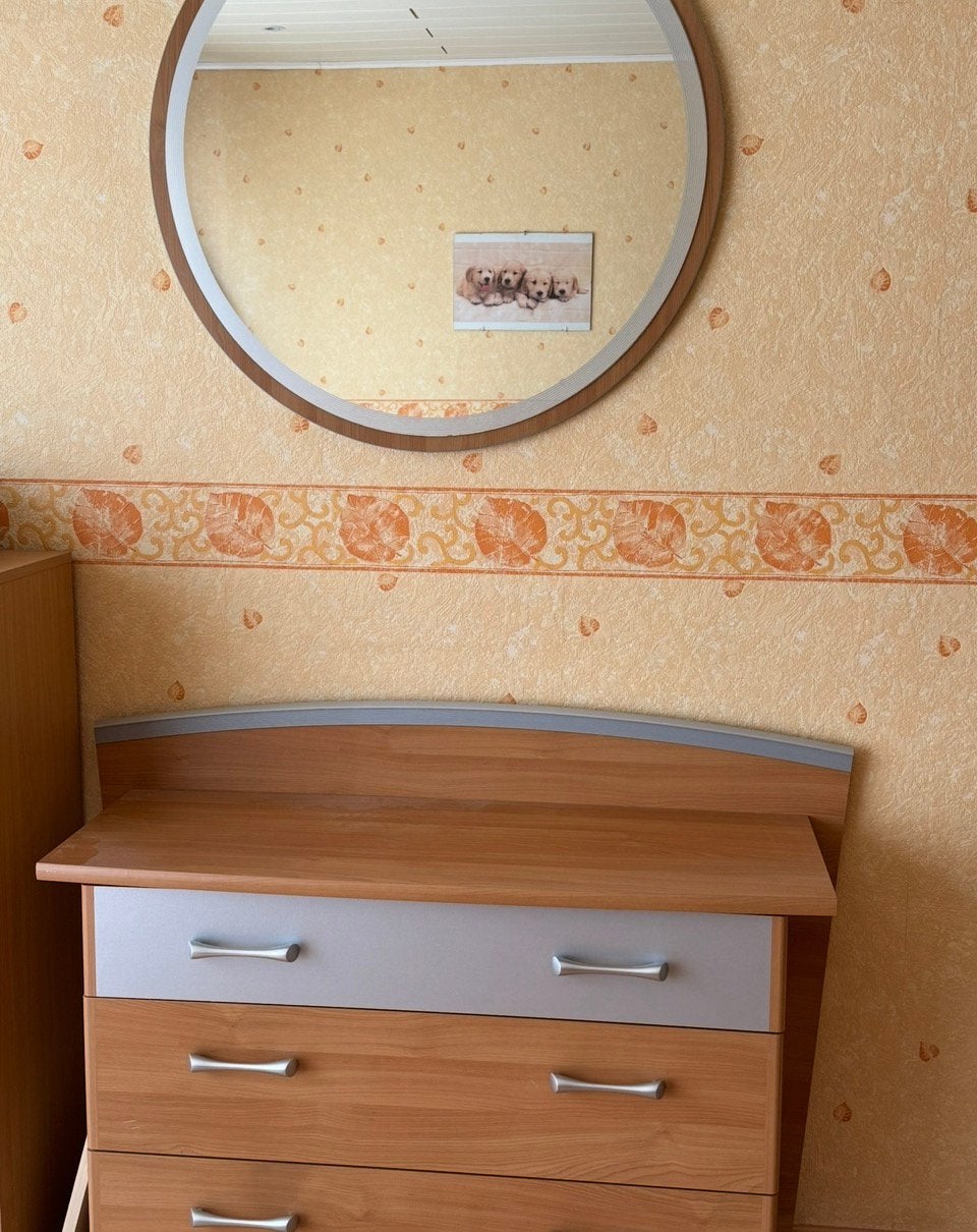 Ladenkast met grote spiegel, Huis en Inrichting, Ophalen, Zo goed als nieuw
