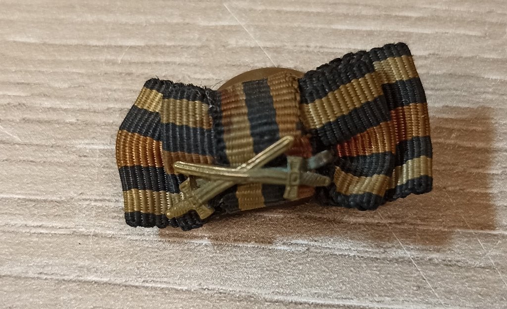 Boutonnière Allemande Croix de Hindenburg 14-18 ww1, Verzamelen, Verzenden, Landmacht, Embleem of Badge