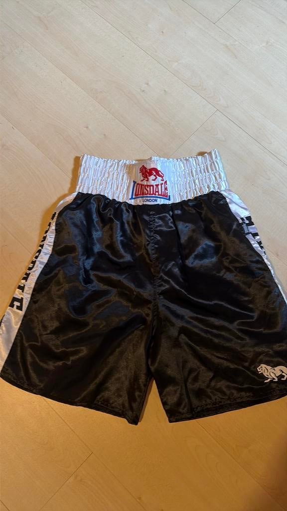 Box short, Sports & Fitness, Sports de combat & Self-défense, Enlèvement, Comme neuf