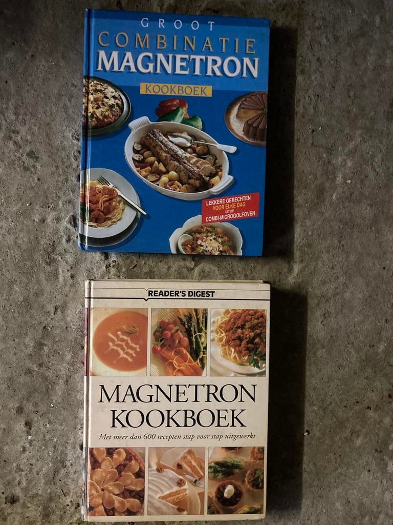 Microgolf Magnetron kookboeken, Boeken, Ophalen, Zo goed als nieuw