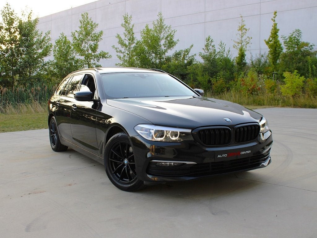 ✅BMW 520DA G31 *panoramique *LED*Caméra*Attelage de remorque, Autos, Cuir, 116 g/km, Euro 6, Entreprise