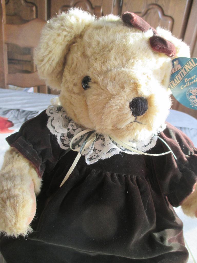 beer handgemaakt, Collections, Ours & Peluches, Enlèvement ou Envoi, Comme neuf, Ours en tissus, Autres marques