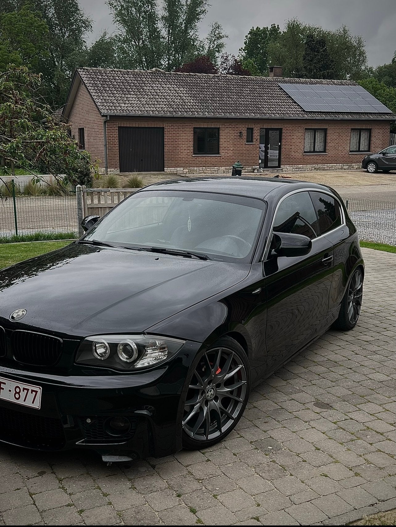 BMW 1 serie E81, Achat, Boîte manuelle, Noir, Diesel