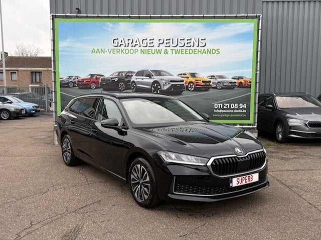 Skoda Superb 1.5 TSI MHEV Top Selection DSG (automaat), Auto's, Skoda, Automaat, Stof, 1498 cc, Zwart