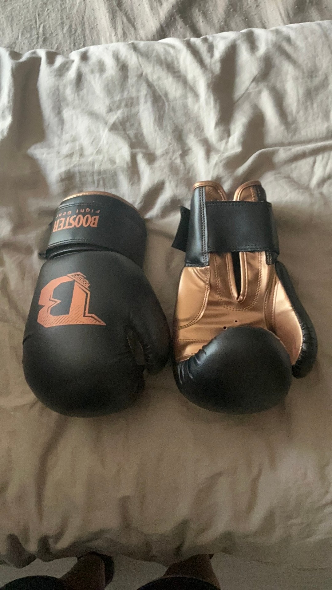 Booster bokshandschoenen oz10 zwart roze, Ophalen, Gebruikt, Bokshandschoenen