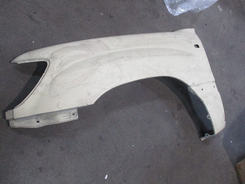 SPATBORD LINKS VOOR Toyota Land Cruiser 100 (J10), Auto-onderdelen, Gebruikt, Voor, Kundenbetreuung@toyota.de, Spatbord