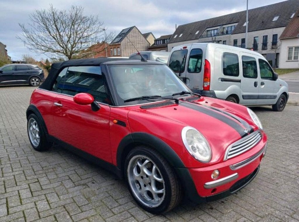 Mini Cooper — 1.6 essence automatique Bj 2008 150000km, Auto's, 4 cilinders, Cabriolet, 1600 cc, Leder