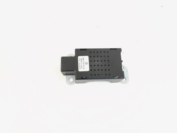 Antenne Versterker van een Volkswagen Golf, Auto-onderdelen, Elektronica en Kabels, Volkswagen, Gebruikt, 3 maanden garantie, Ophalen of Verzenden