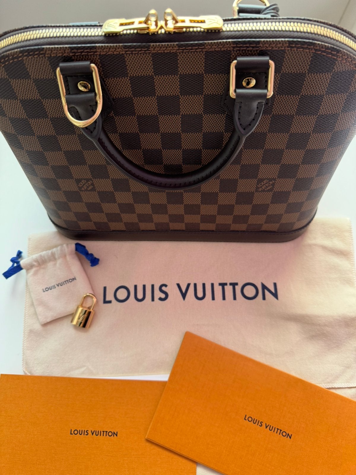 NIEUWE ALMA PM TAS LOUIS VUITTON, Handtassen en Accessoires, Ophalen, Nieuw
